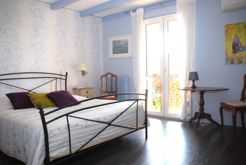 Hotel Ermitage Les Angles  Екстериор снимка