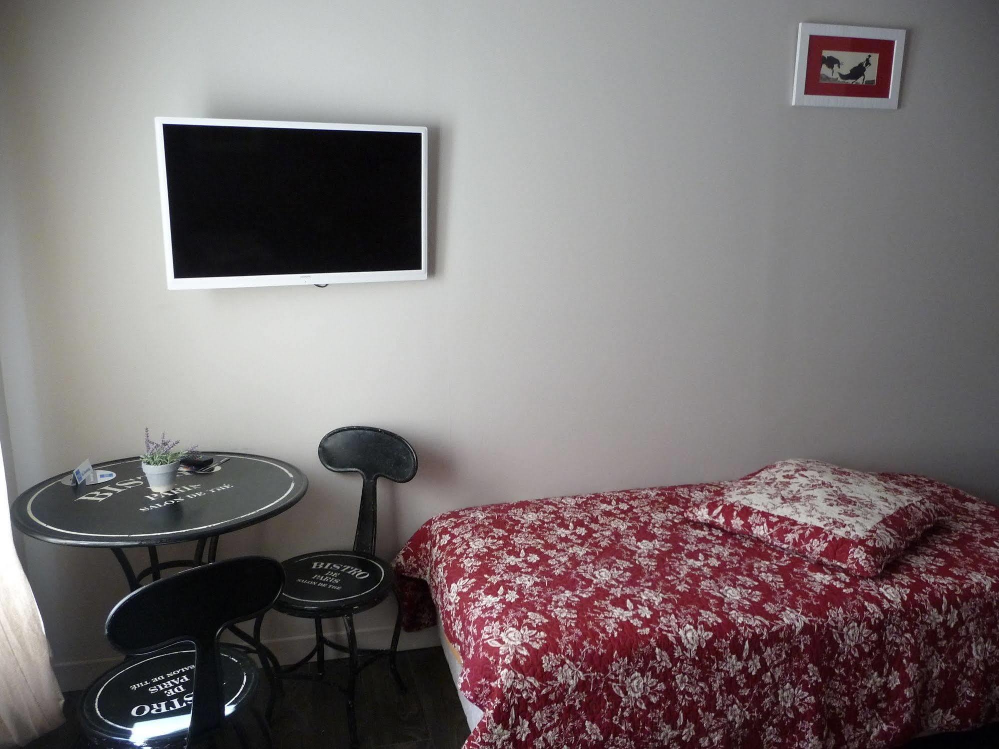 Hotel Ermitage Les Angles  Екстериор снимка